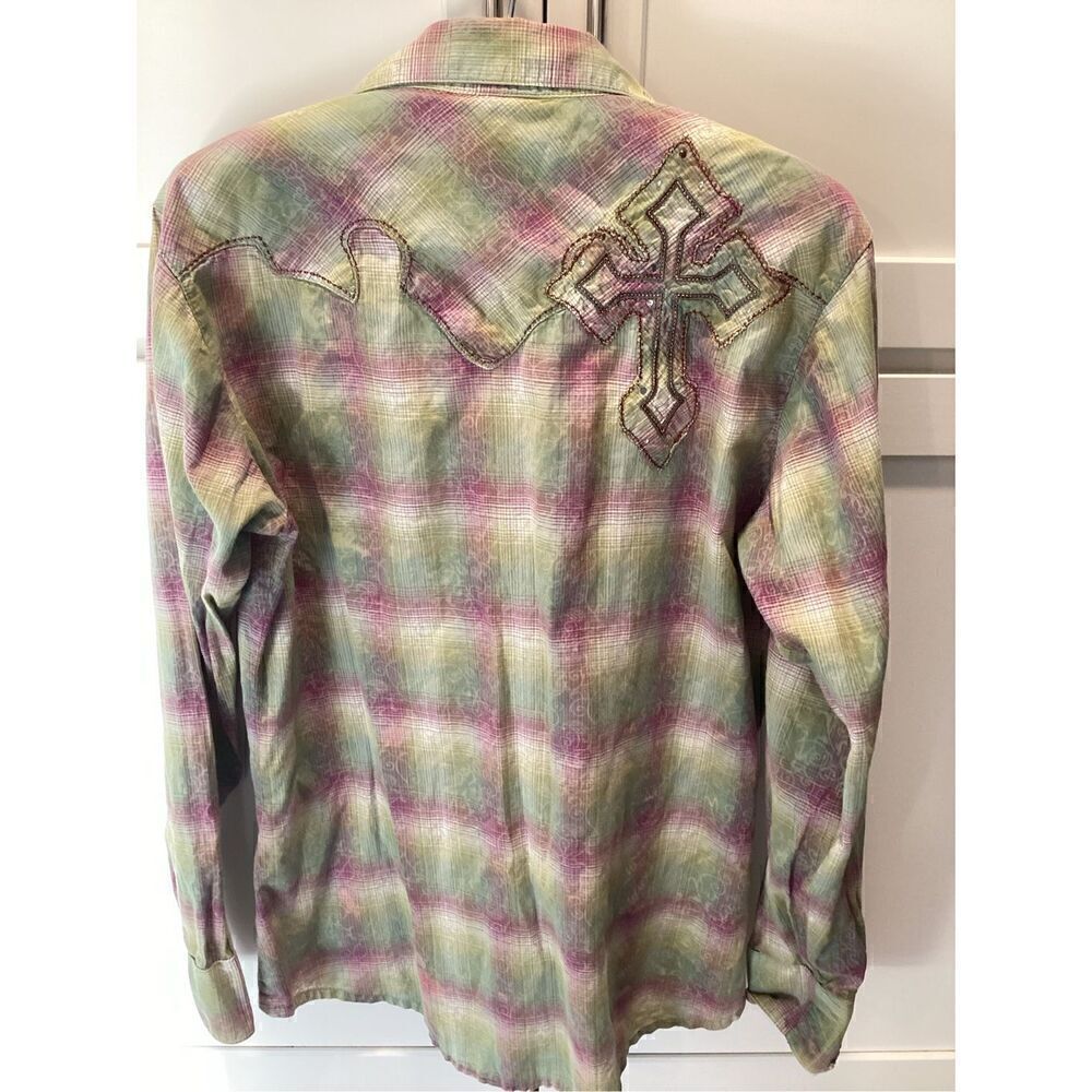 Wrangler Womens Plaid Button Down Shirt Sz M Embroidered Cross Pearl Snap Button - Picture 4 of 10